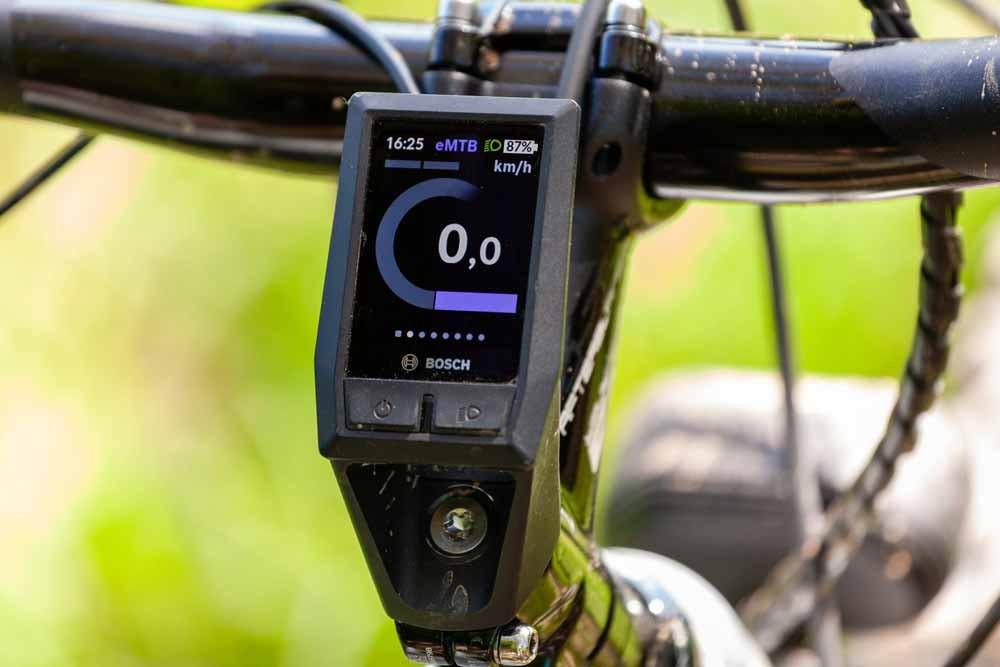 Das Bild zeigt den eMTB Modus des Bosch Kiox