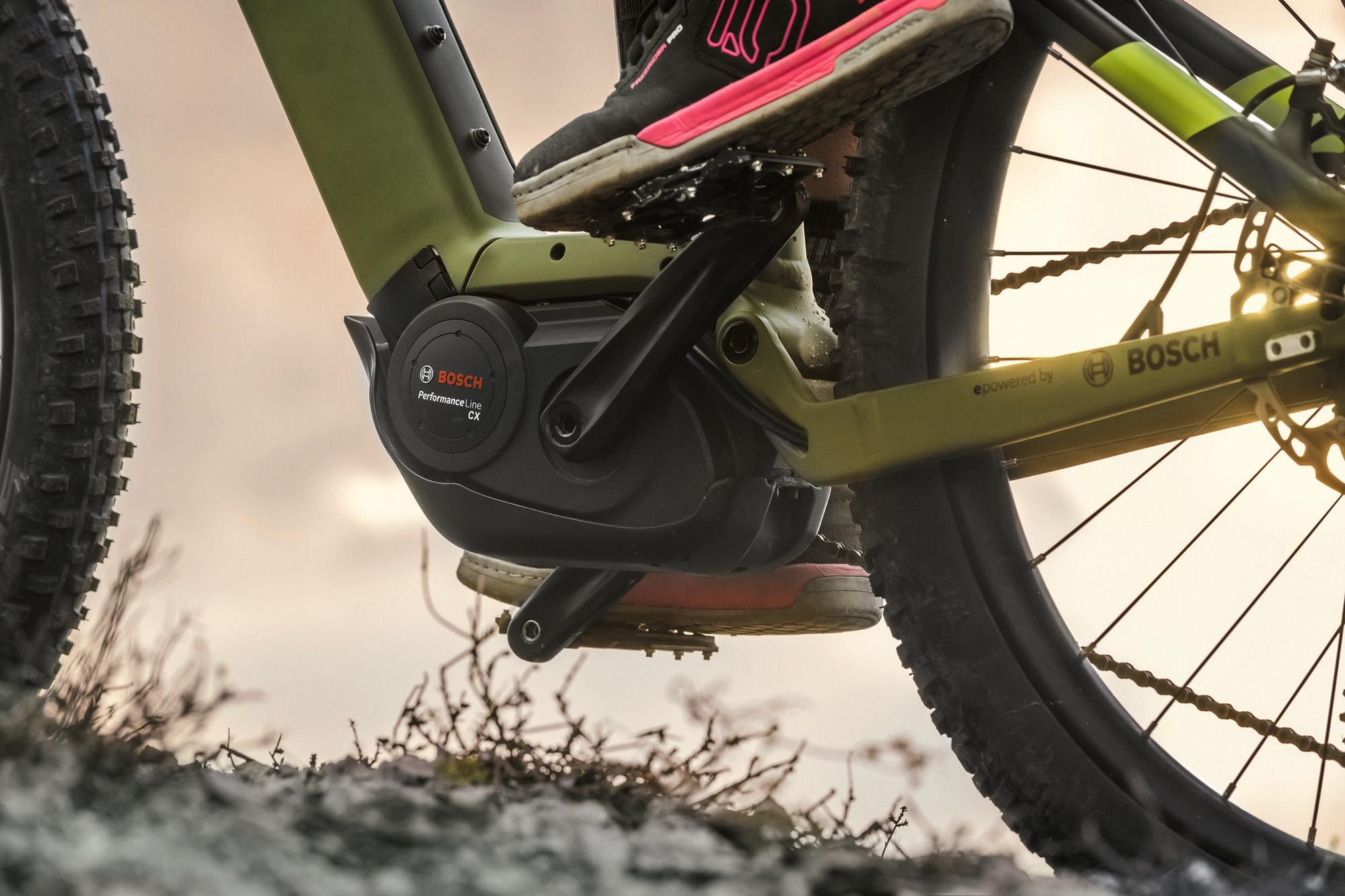 Robuster Bosch Performance Line CX Motor für E-Bikes, ideal für anspruchsvolle Offroad-Strecken.