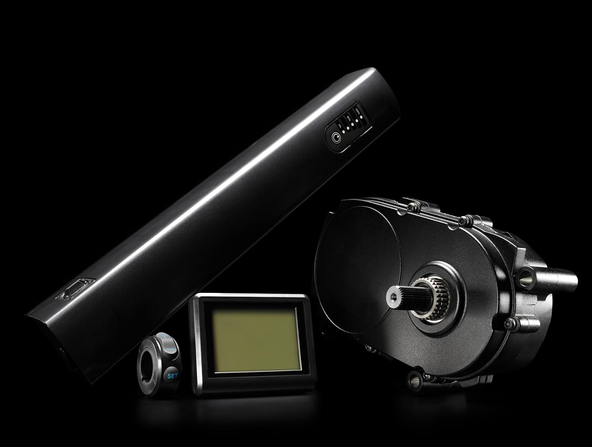 Hochwertiges Antriebssystem von Impuls mit Display, Motor und Akku, ideal für leistungsstarke E-Bikes.