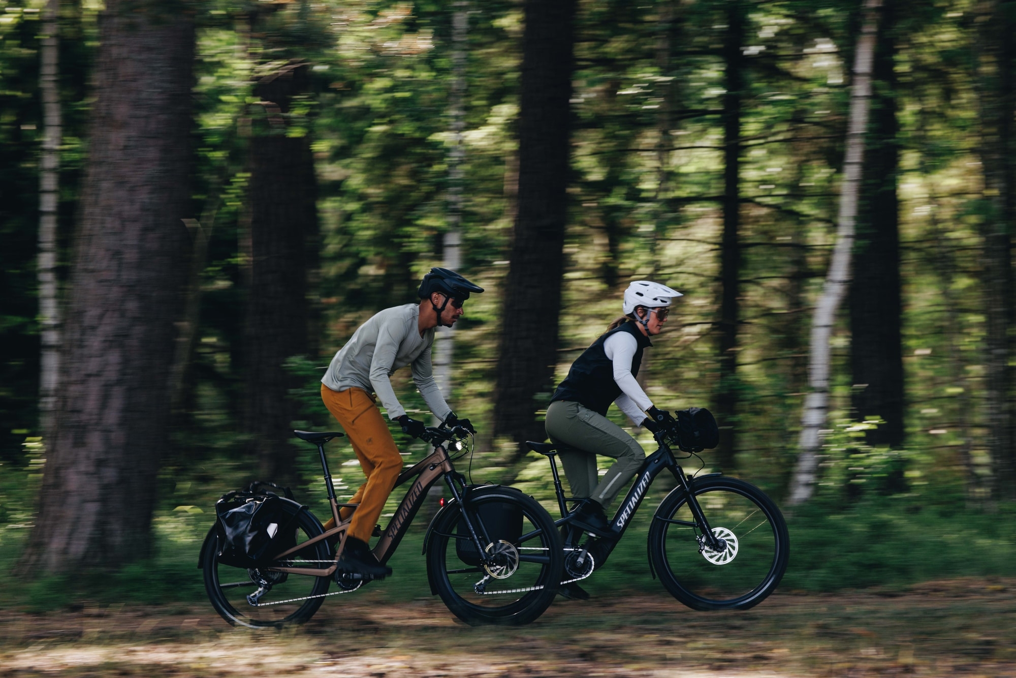 Erleben Sie aufregende Offroad-Fahrten mit dem Specialized Tero X E-Bike. Perfekt für Abenteurer und Natur-Liebhabe